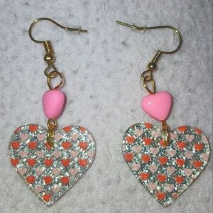 NWOT Handcrafted Pink, Silver & Fushia Valentine's Heart Shaped Resin Earrings.